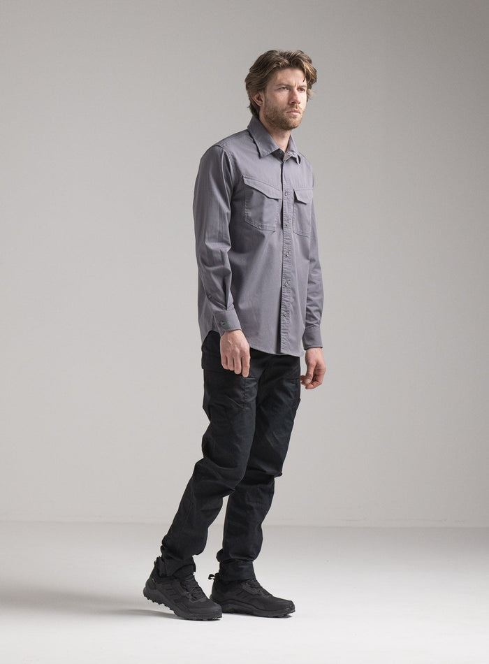 Rudie Is 6ft 2" And Wears Size: M | Hem Studio Image Of Model Wearing Covert Shirt In Raven Grey (SS Model)