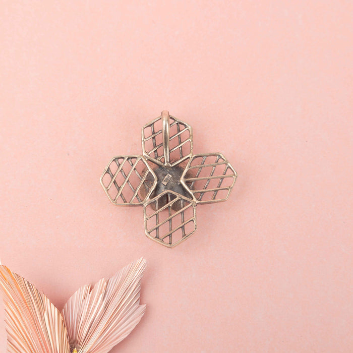 Mizoya Embossed Flower Jali Pendant