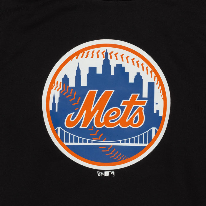 The Male model is wearing New York Mets MLB Regular Black Pullover Hoodie 3