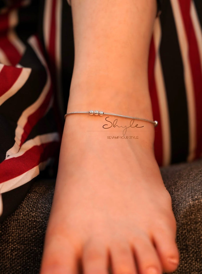Adya Fine Beads Everyday Anklet