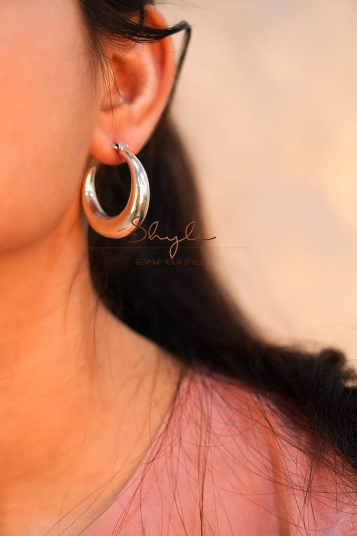 Adya Fine Medium Timeless Hoops