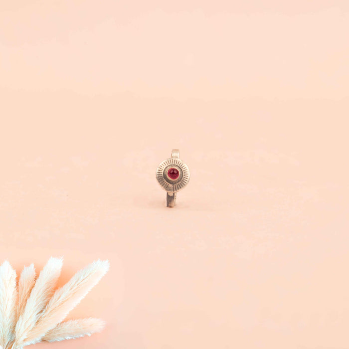 Adya Round Groove Pink Non Pierced Nose Clip on