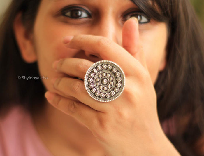 Anvaya Circular Cocktail Ring
