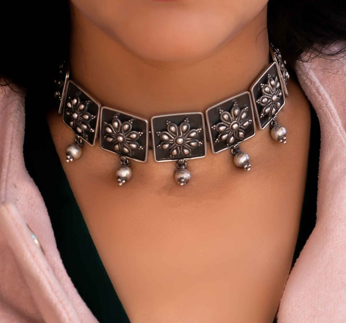 Anvaya Flower Embossed Ball drop Choker