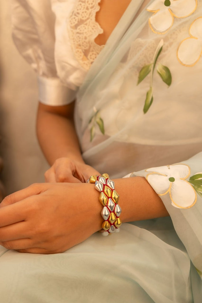 Anvaya Three Layer Dholki Dual Tone Pochi