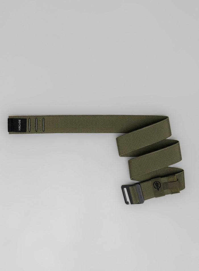 Max Is 5ft 8" And Wears Size: M | Hem Studio Image Of Model Wearing Arcade X Thrudark Utility Belt In Olive Green (SS Model)