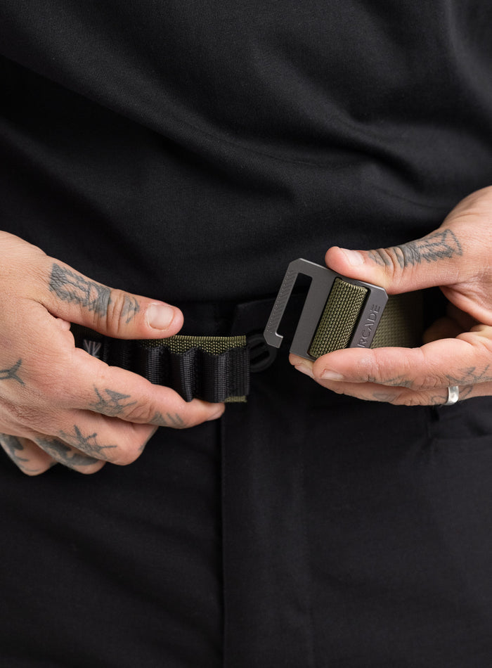 Max Is 5ft 8" And Wears Size: M | Hem Studio Image Of Model Wearing Arcade X Thrudark Utility Belt In Olive Green (SS Model)