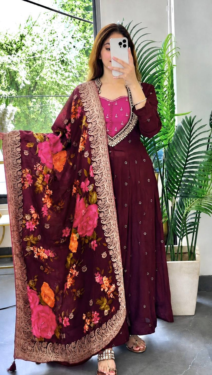 Chic Floral Dreams Dress Up Delight