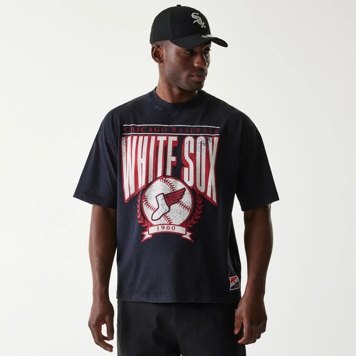 The Male model is wearing Chicago White Sox MLB City Connect G1 Black T-Shirt 1