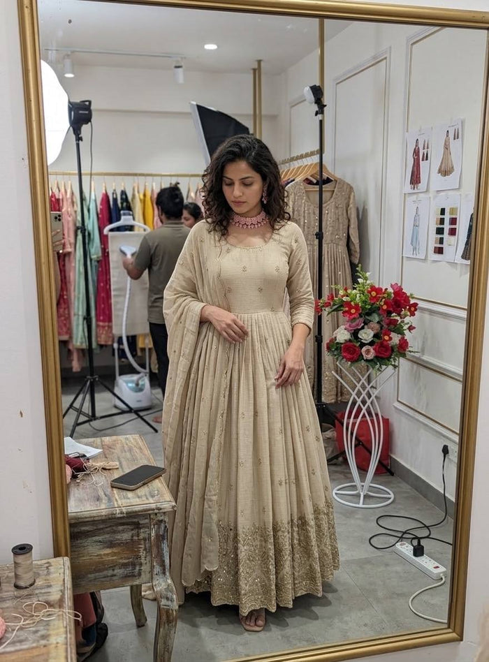 Classic Charm The Perfect Blend of Tradition and Fashion