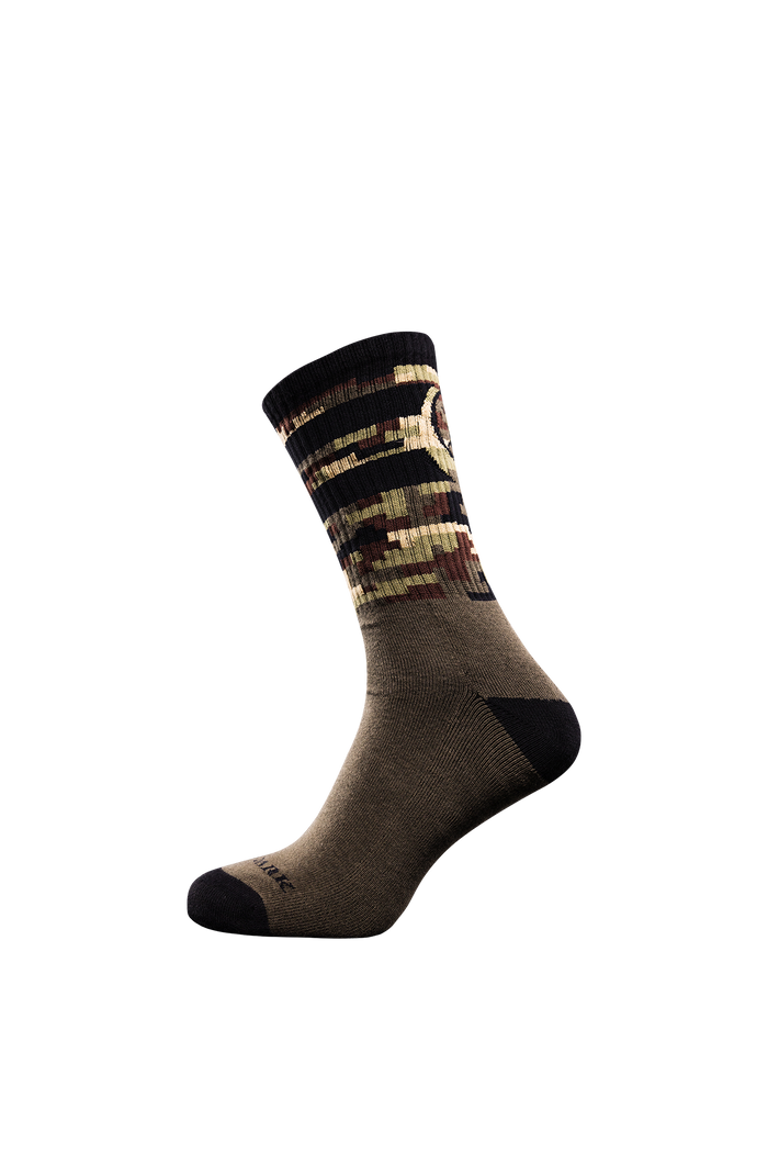 SM Cut of Out Crew Socks Camo In Khaki Camo (GM)