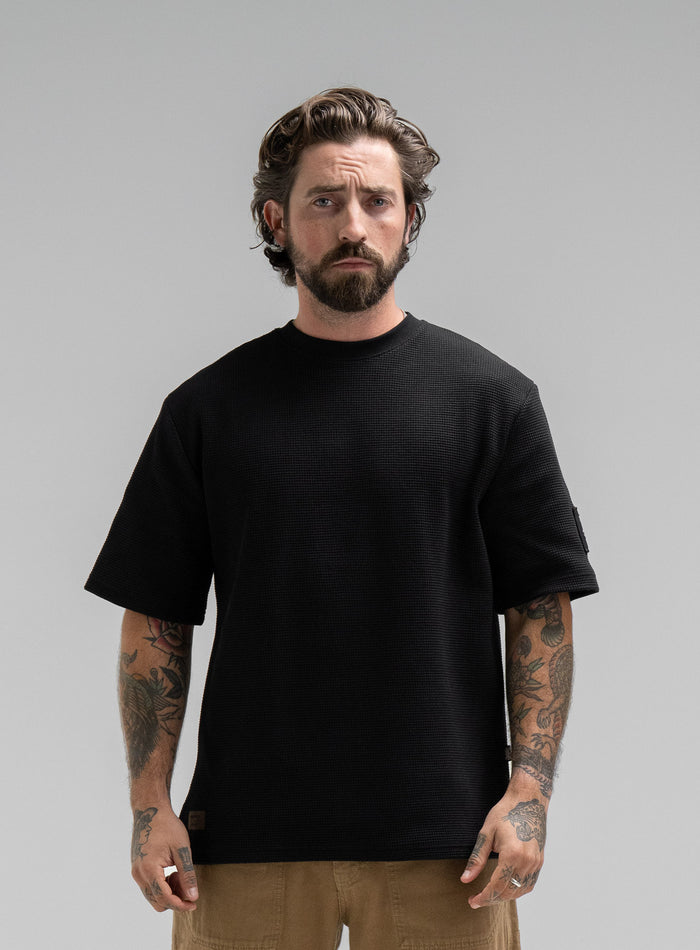 Creative Image Of Dissident Waffle Short Sleeve T-Shirt In Obsidian Black (ITF)