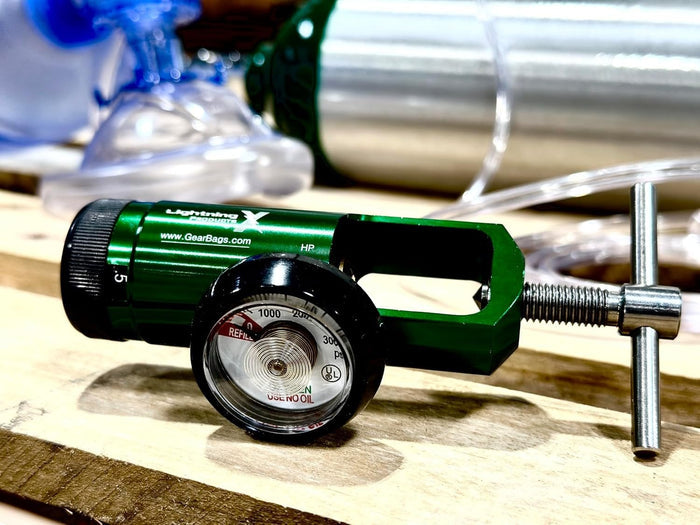 Drive Mini Oxygen Regulator, CGA 870, 0-15 LPM - 18302GMN-Single - LL Medico