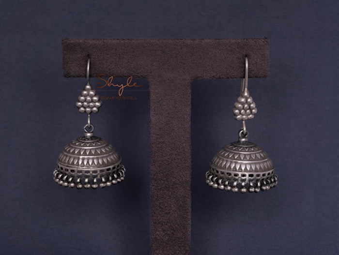 Dulari Versatile Intricate Jhumka
