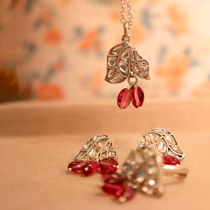 Essence Dual Leaf Kundan Pink Drop Pendant