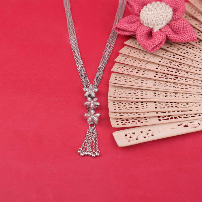 Essence Kundan Flower Sequence Chain Cluster Necklace