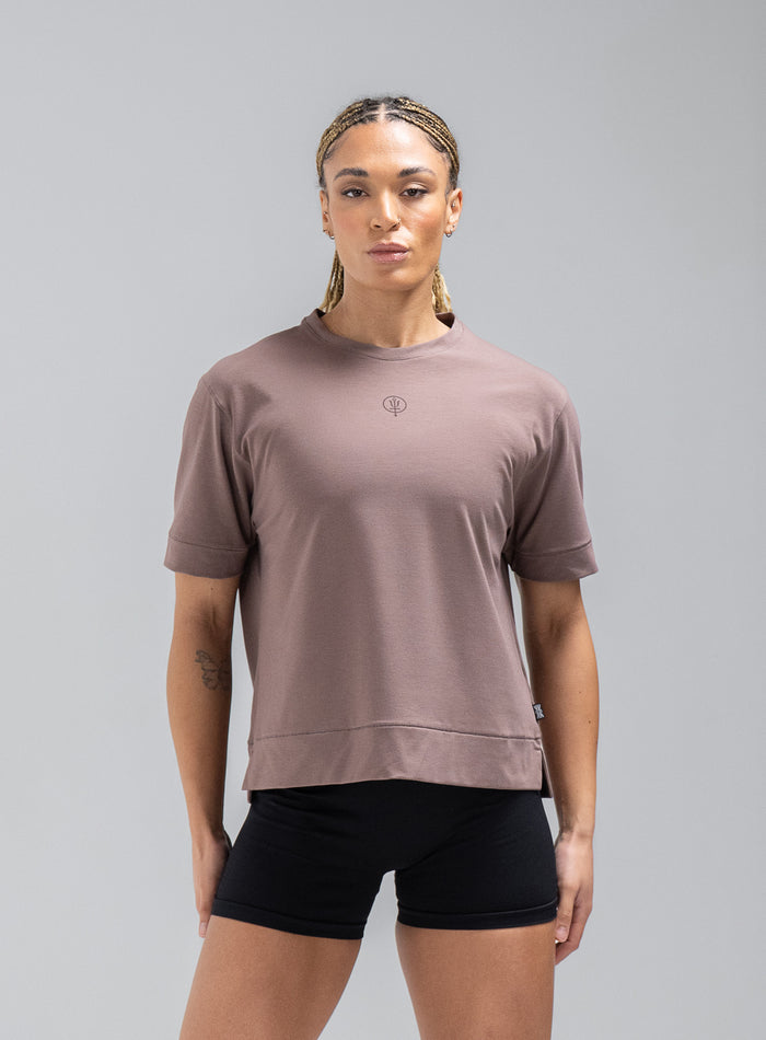 Jade Is 5ft 8" And Wears Size: S | Hem Studio Image Of Model Wearing Force Boxy Drirelease® T-Shirt In Dusk (SS Model)