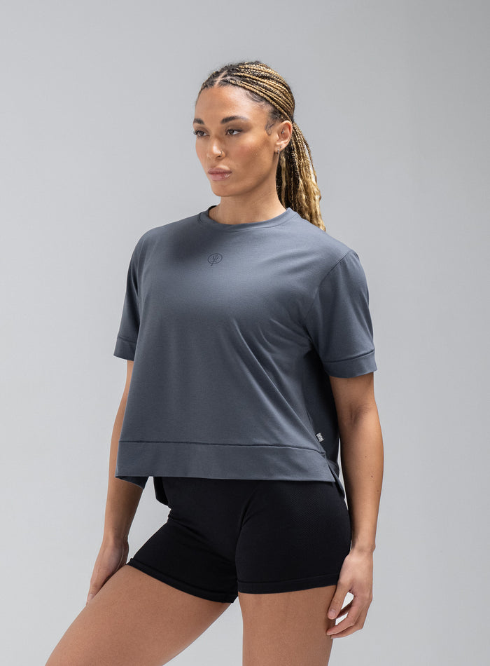 Jade Is 5ft 8" And Wears Size: S | Hem Studio Image Of Model Wearing Force Boxy Drirelease® T-Shirt In Storm Blue (SS Model)