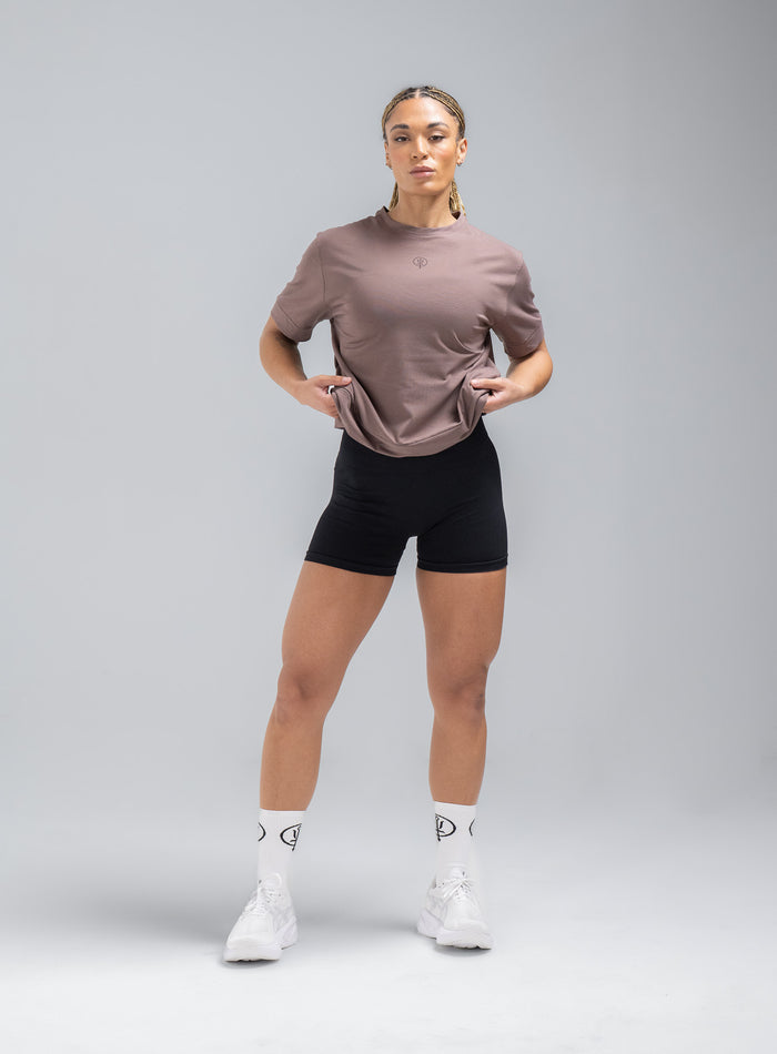 Jade Is 5ft 8" And Wears Size: S | Hem Studio Image Of Model Wearing Force Boxy Drirelease® T-Shirt In Dusk (SS Model)