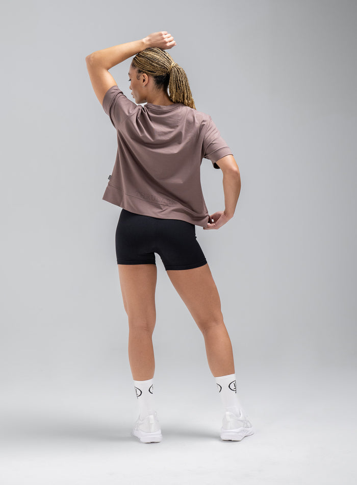 Jade Is 5ft 8" And Wears Size: S | Hem Studio Image Of Model Wearing Force Boxy Drirelease® T-Shirt In Dusk (SS Model)