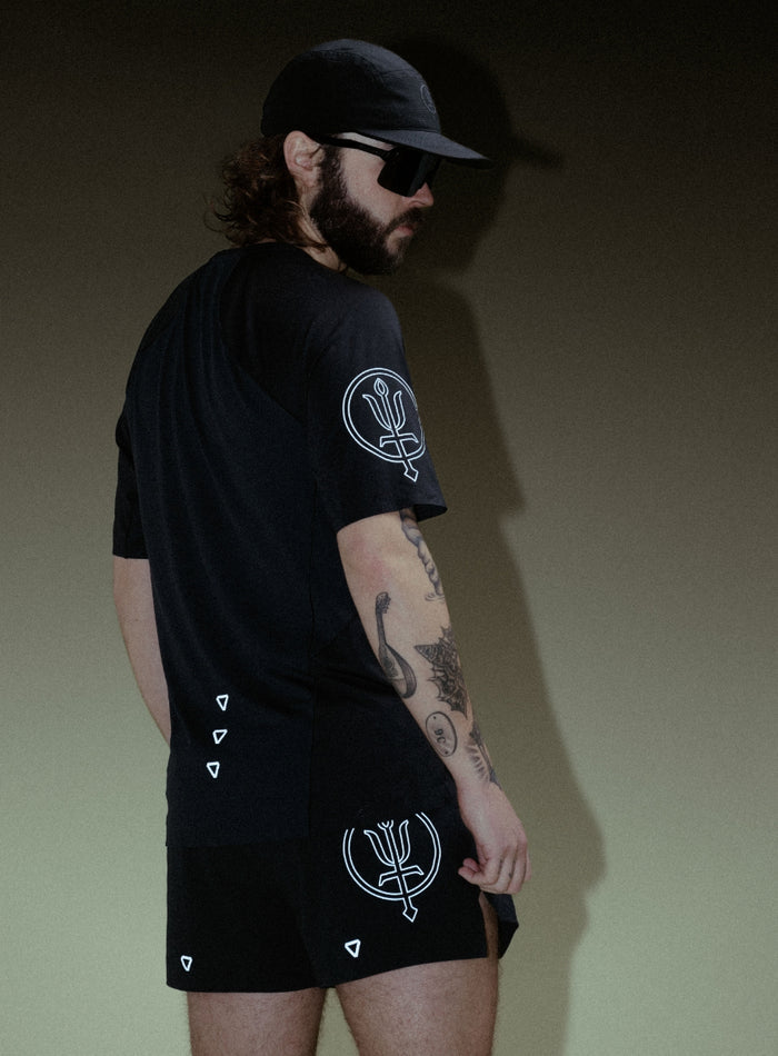 Creative Image Of Force Trail Running T-Shirt In Obsidian Black (ITF)