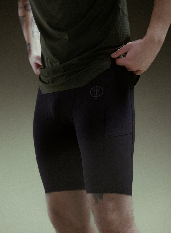 Creative Image Of Force Trail Running Tight Shorts In Obsidian Black (ITF)