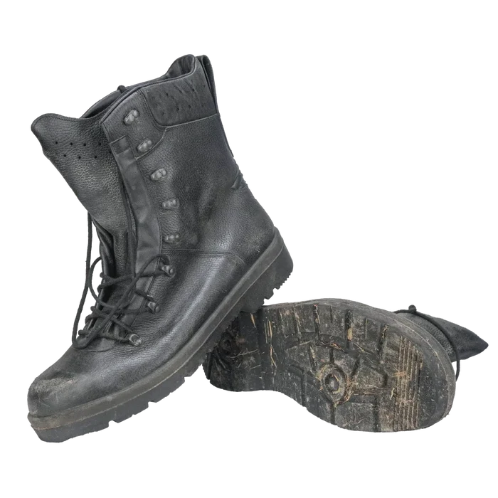German Army Model 2000 Combat Boots, Item 3 - Film Production Used - Collectables & Rarities