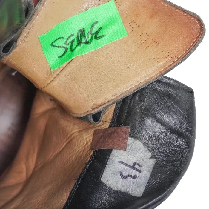 German Army Model 2000 Leather Combat Boots - 9.5 UK - Film Production Used - Collectables & Rarities