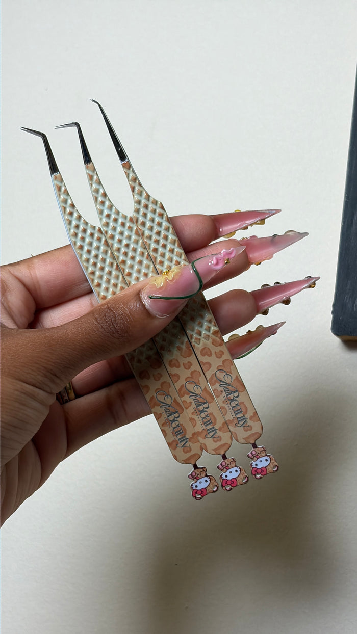 Gi’s Tweezer Collection 💕