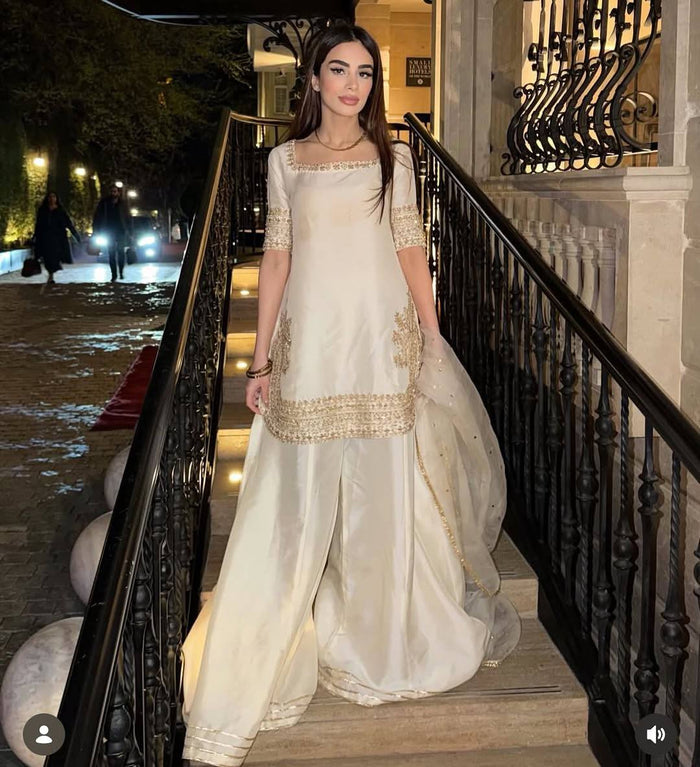 Graceful Glamour Perfect for Any Occasion
