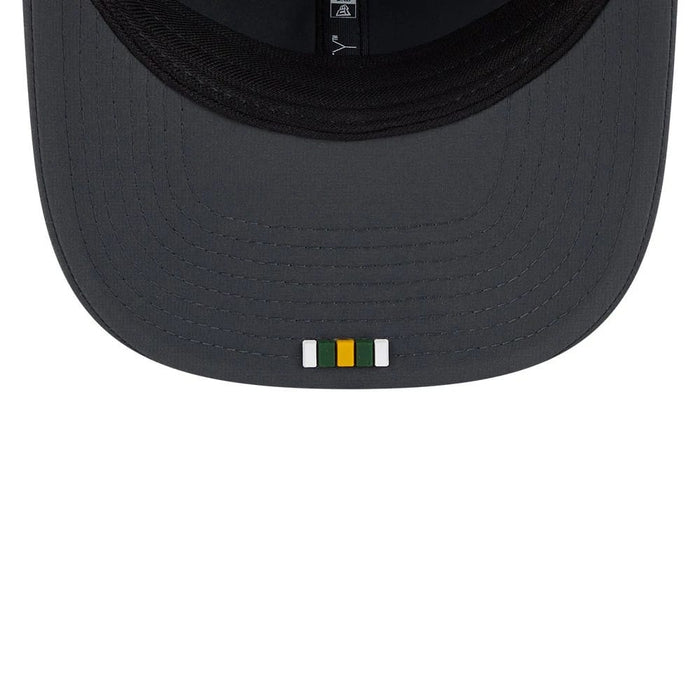 This is a Green Bay Packers NFL Sideline 2025 Charcoal 9SEVENTY Stretch Snap Adjustable Cap 7