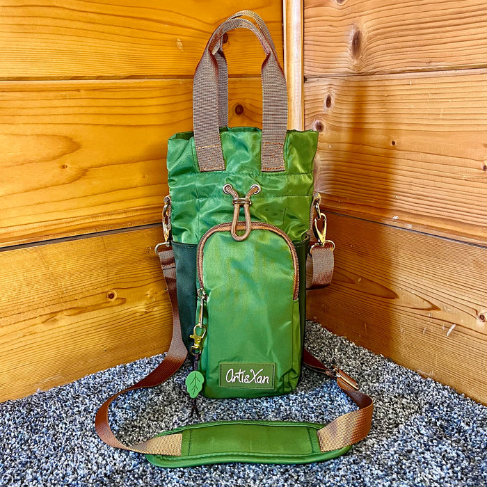 Green Water Bottle Bag with Fidget Zipper Pull