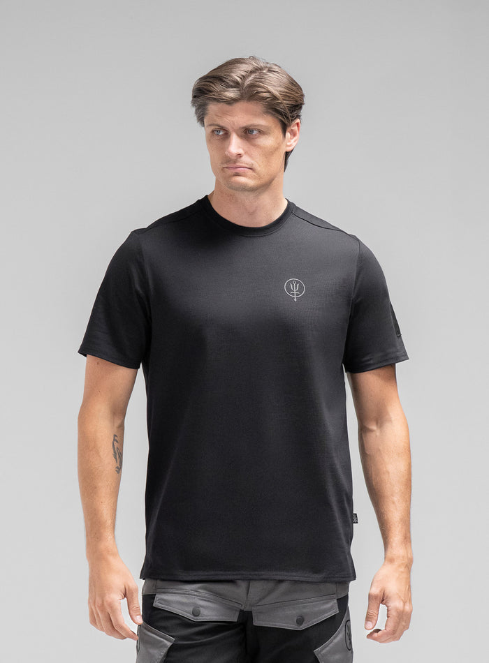 Studio Image Of Insignia T-Shirt - Endeavour In Obsidian Black (SS Model)