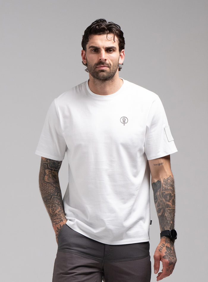 INSIGNIA T-SHIRT - GOOD BREACH