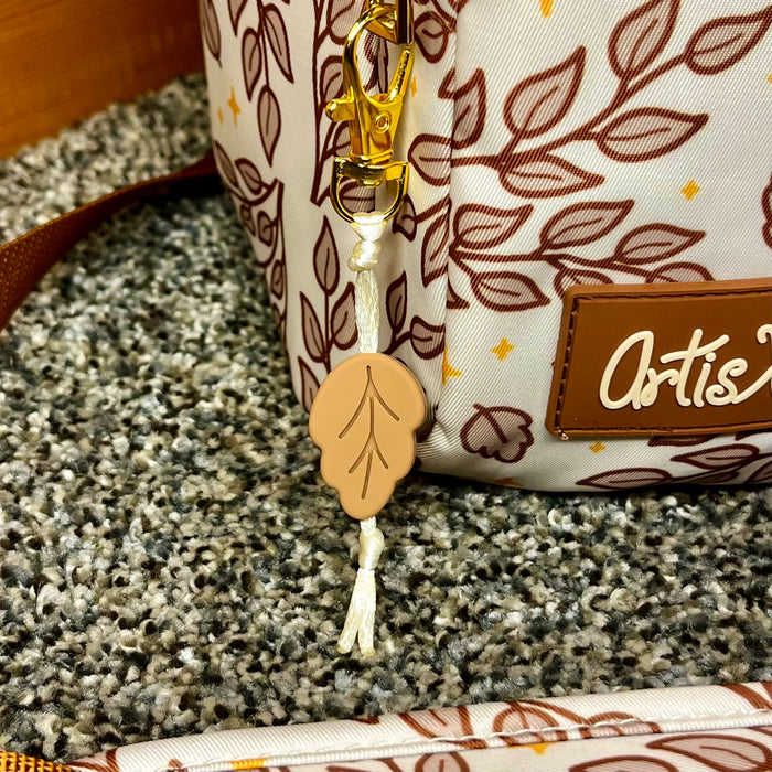 Ivory Leafy Water Bottle Bag with Fidget Zipper Pull
