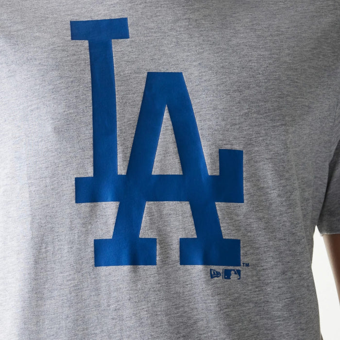 The Male model is wearing LA Dodgers MLB Regular Grey T-Shirt 4