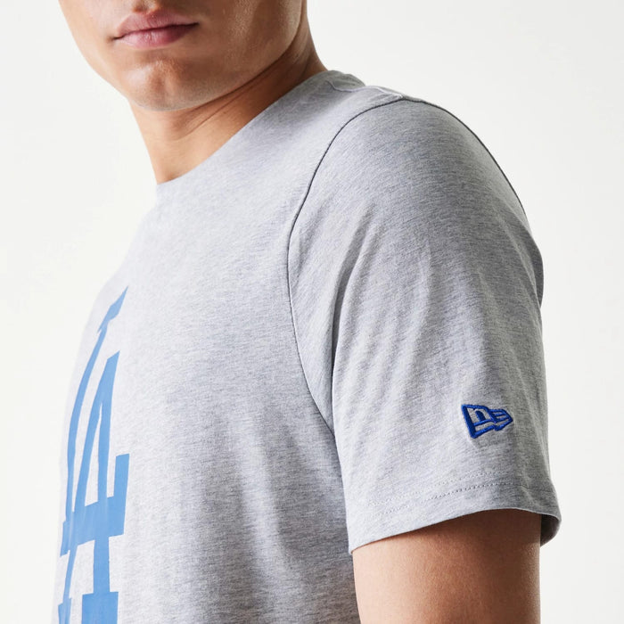 The Male model is wearing LA Dodgers MLB Regular Grey T-Shirt 6