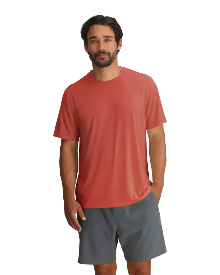 Men's Elevate Lightweight Tee