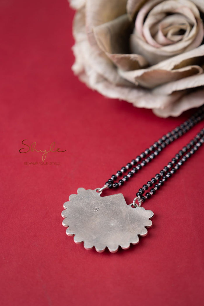 Mizoya Chandra Embossed Versatile Mangalsutra