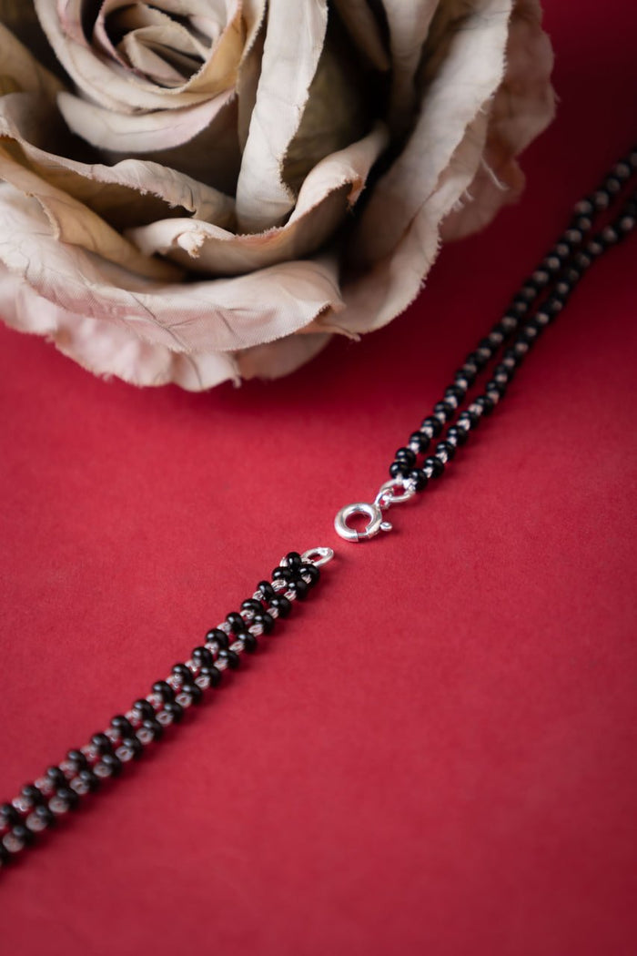 Mizoya Chandra Embossed Versatile Mangalsutra