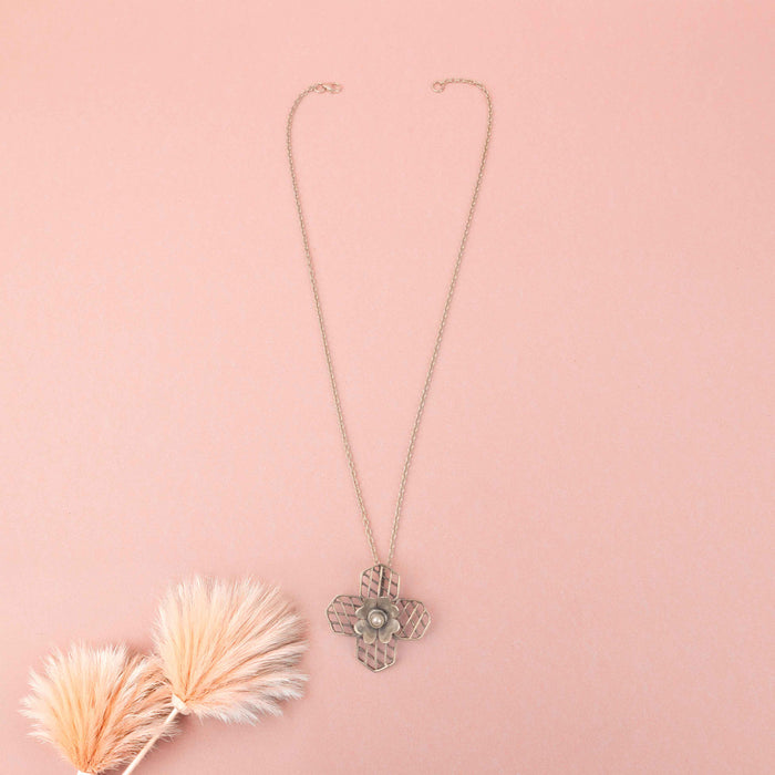 Mizoya Embossed Flower Jali Necklace set