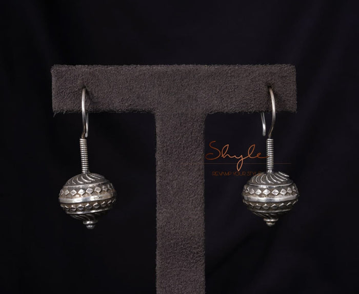 Mizoya Intricate Timeless Drop Earrings
