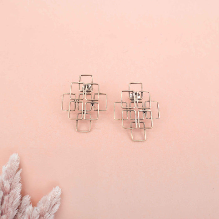 Moh Geometric Sequence Stud Earring