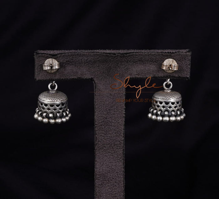 Moh Intricate Carved Versatile Jhumki