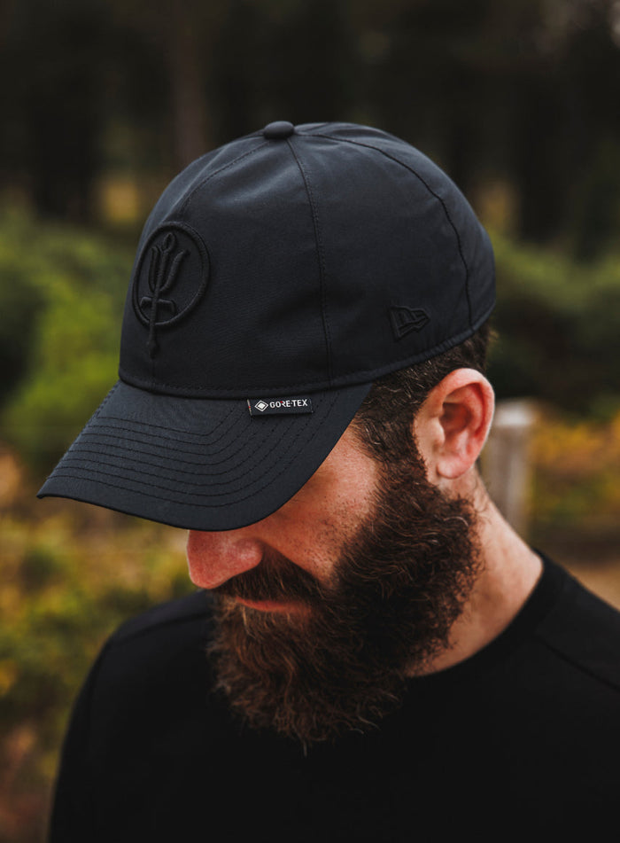 Creative Image Of New Era Desert Gore-Tex 9Twenty Cap In Obsidian Black (ITF)