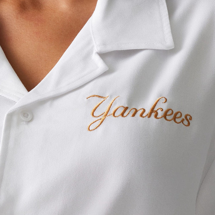 The Male model is wearing New York Yankees MLB Graphic White Revere Short Sleeve Shirt 6
