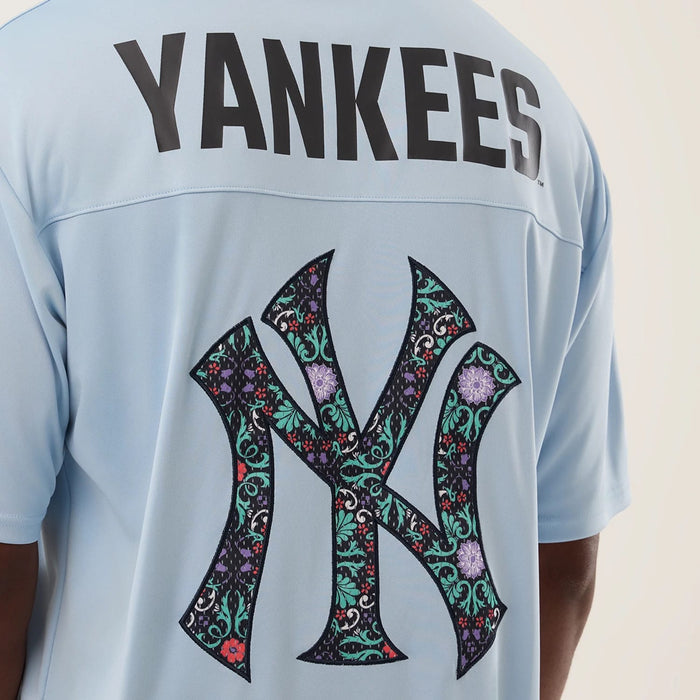 The Male model is wearing New York Yankees MLB Mesh Infill Pastel Blue Oversized T-Shirt 5