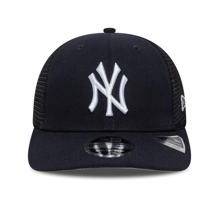 This is a New York Yankees MLB Official Team Colour Navy 9SEVENTY Stretch Snap Adjustable Cap 3