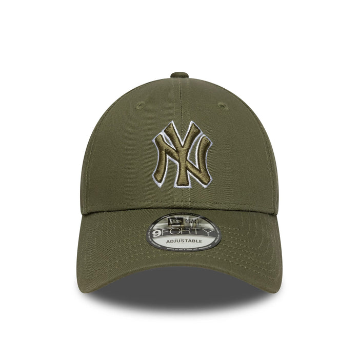 This is a New York Yankees MLB Outline Dark Green 9FORTY Adjustable Cap 2