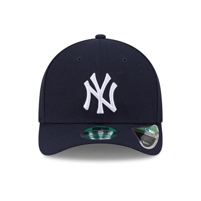 This is a New York Yankees MLB Player Replica Navy 9FORTY M-Crown Adjustable Cap 2